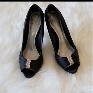 HEART IN D BLACK SATIN PEEP TOE HEELS